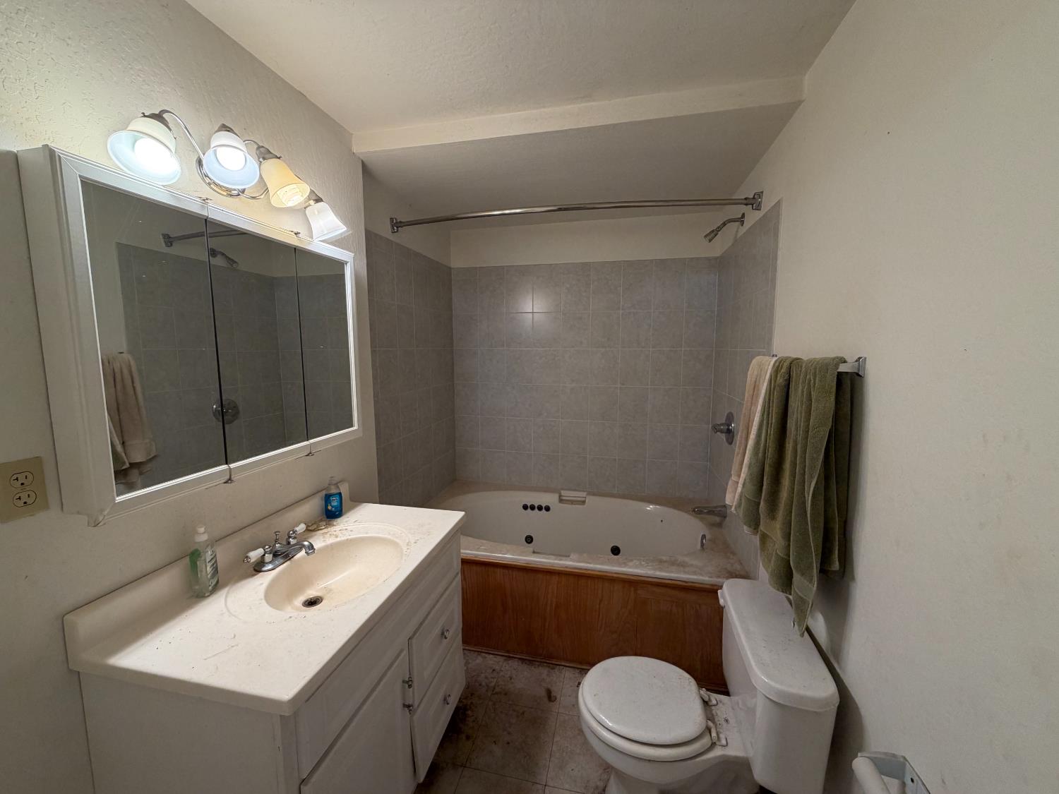 2901 Cedar Creek Road Somerset, CA 95684 - Photo 13 of 56