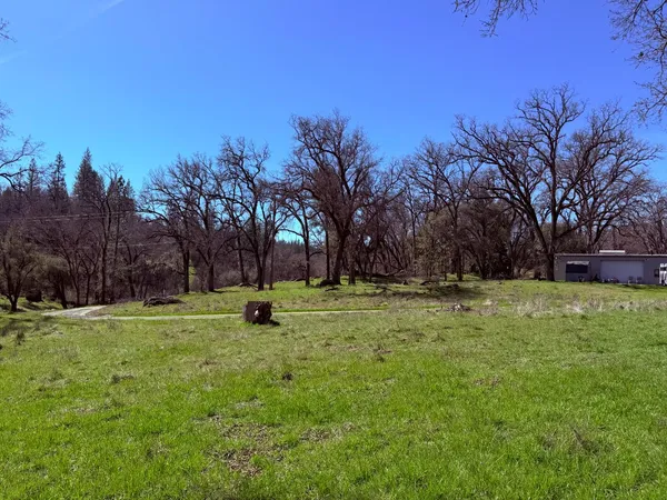 $600,000 | 2901 Cedar Creek Road, Somerset, CA 95684