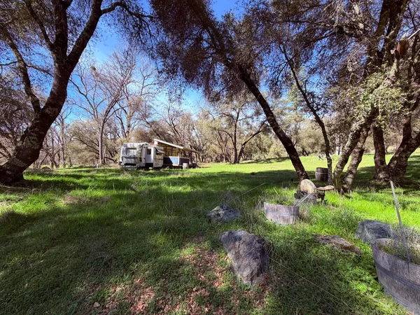 $600,000 | 2901 Cedar Creek Road, Somerset, CA 95684