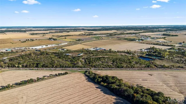 $50,000 | 0 Herman Road, Staunton, IL 62088