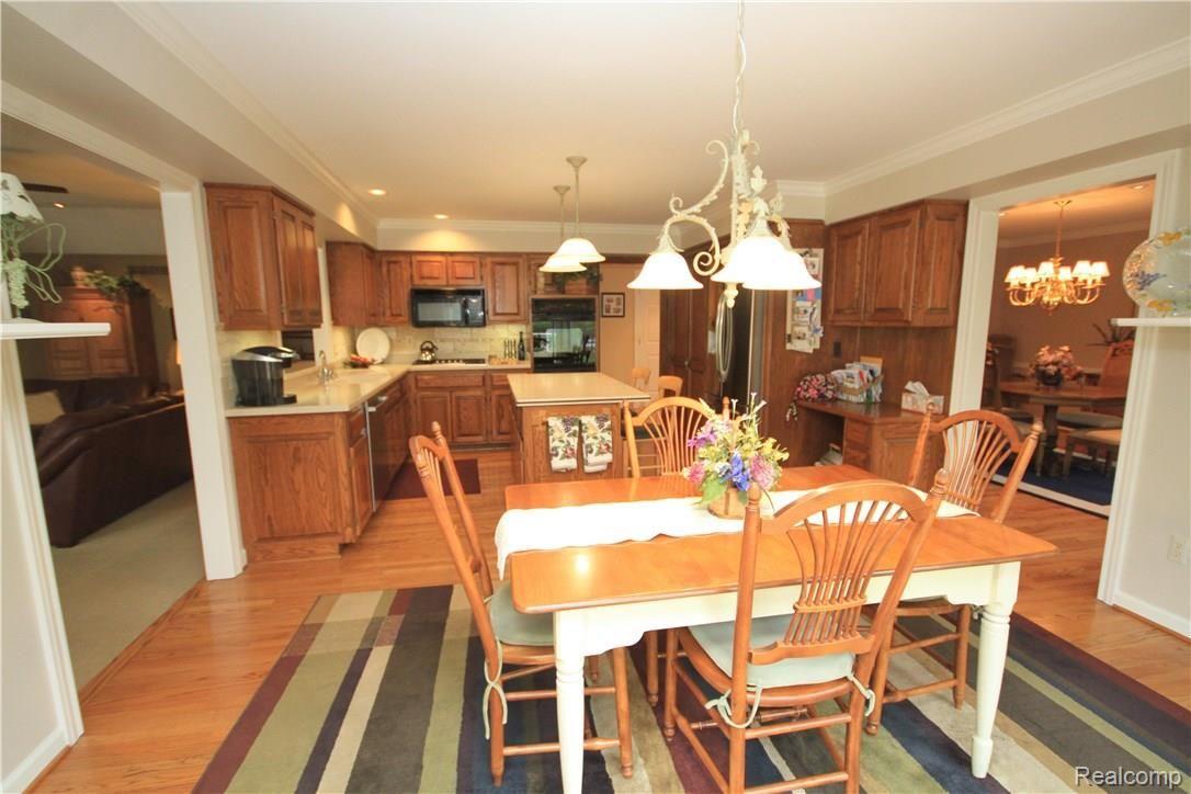1266 Pebble Pointe Drive Rochester, MI 48307 - Photo 31 of 52 1266 083.JPG