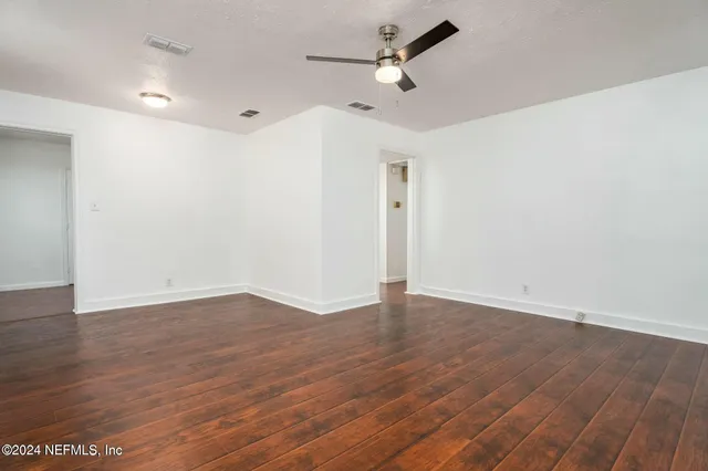 $1,195 | 2221 Commonwealth Avenue, Jacksonville, FL 32209