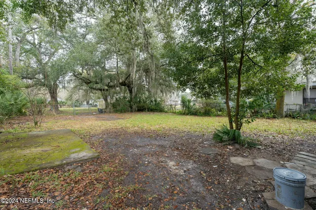 $1,195 | 2221 Commonwealth Avenue, Jacksonville, FL 32209