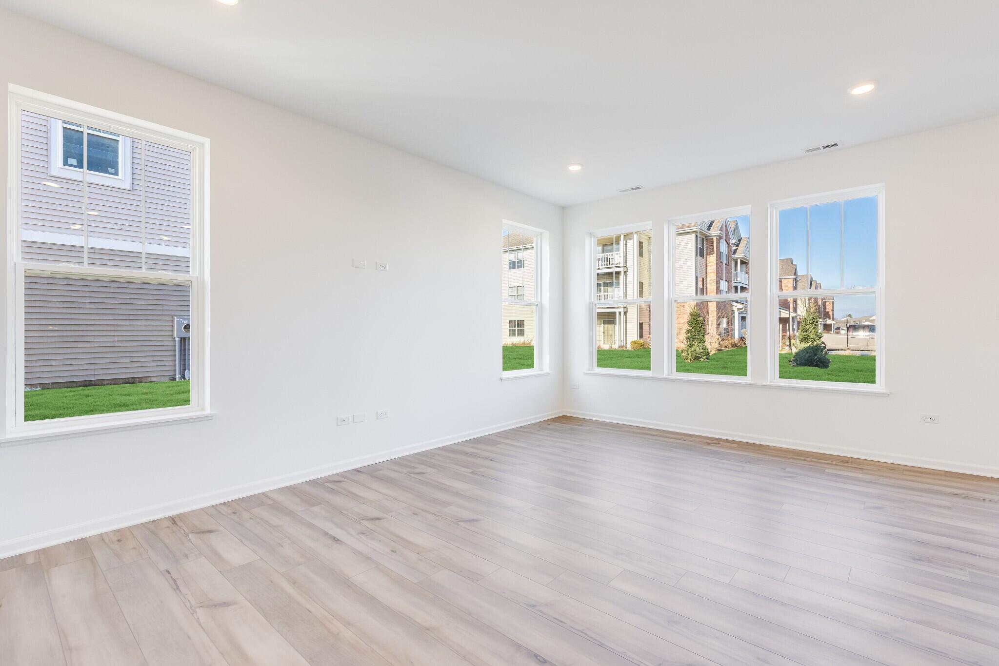 8331 Kannon Drive Lowell, IN 46356 - Photo 15 of 28 2048x1366