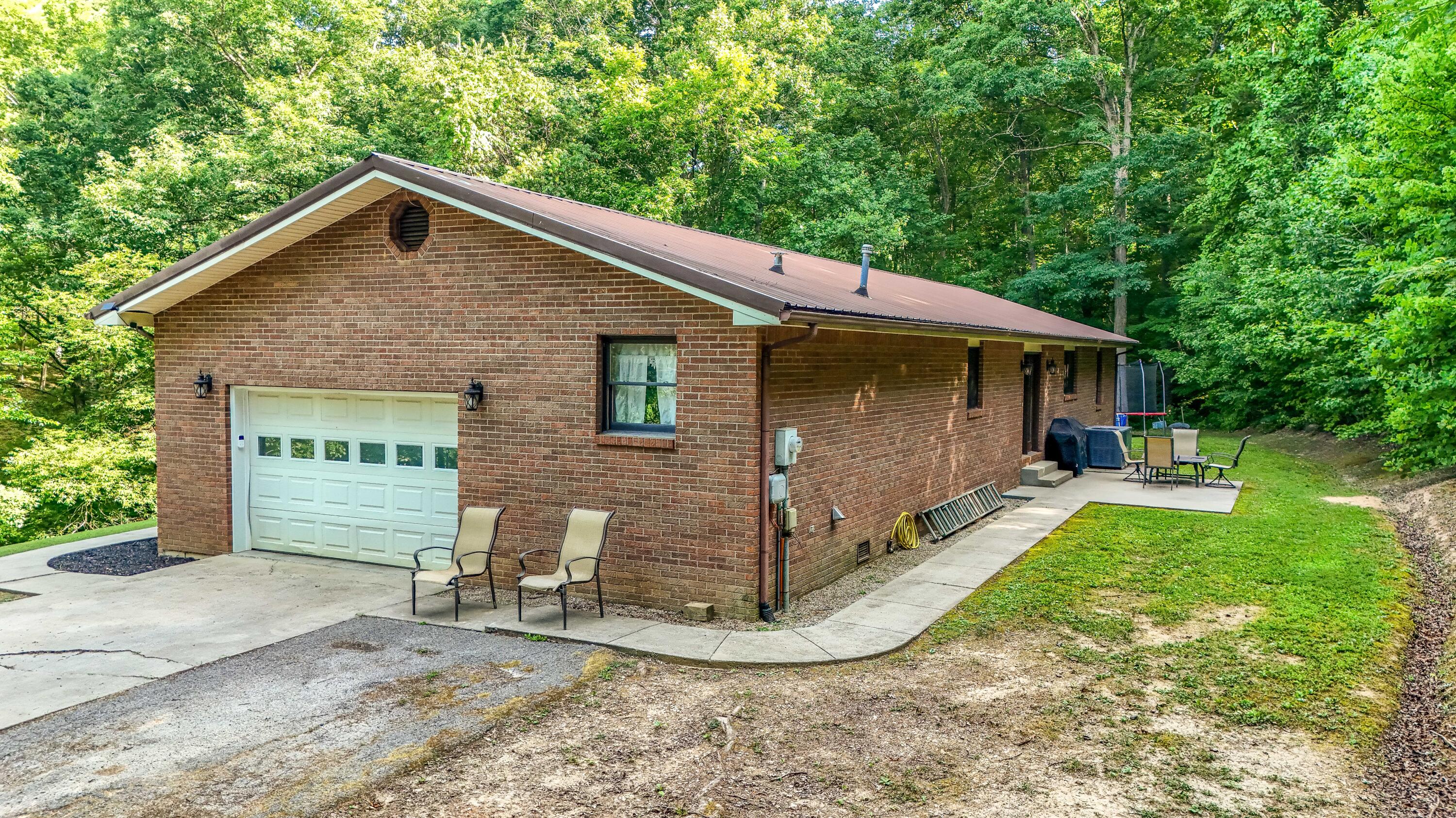 400 Buc Road Williamsburg, KY 40769 - Photo 5 of 38 LightroomRealEstateEdits