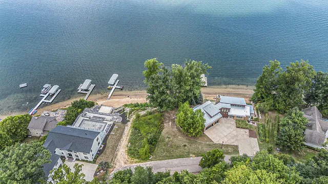 $2,199,000 | 68448 Beechwood Drive, Dowagiac, MI 49047