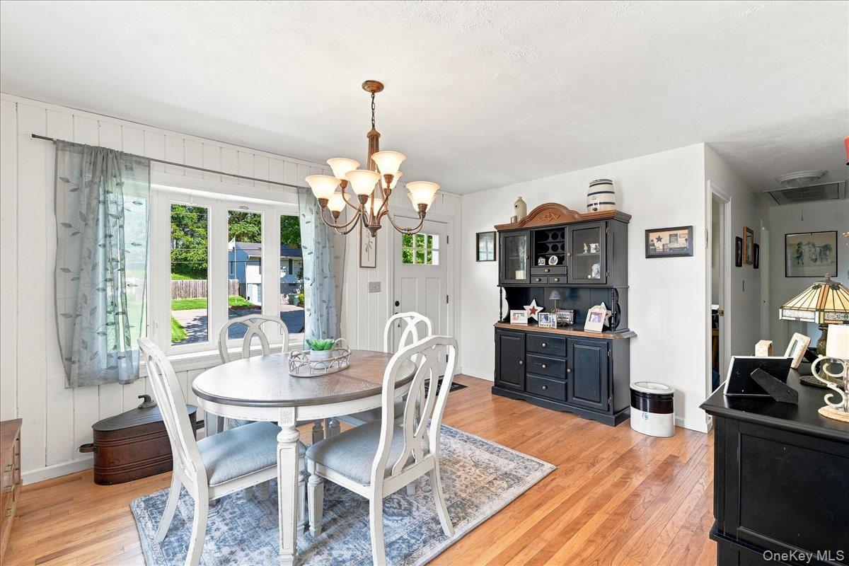 34 Fairfax Road Fishkill, NY 12524 - Photo 5 of 38 Gallery Image 5