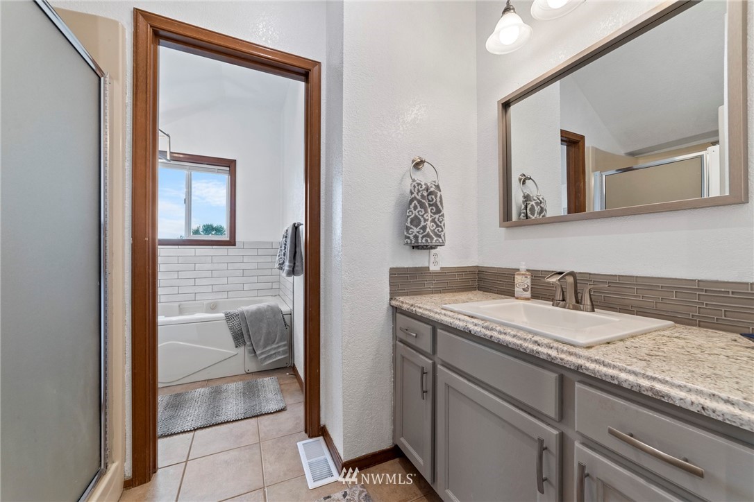 20852 Hermway Heights Road Mount Vernon, WA 98274 - Photo 22 of 37 Gallery Image 22