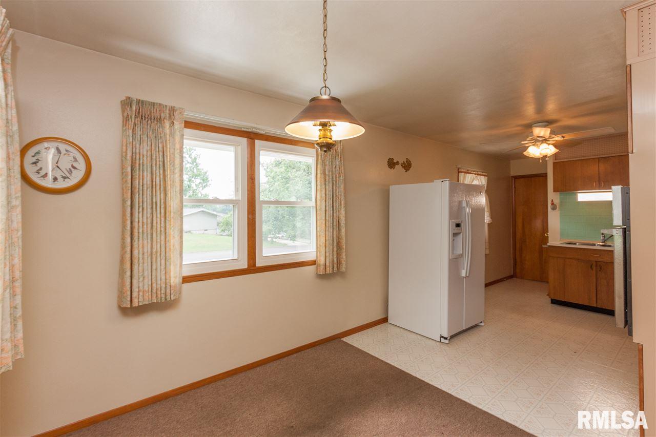 5714 North Hamilton Road Peoria, IL 61614 - Photo 14 of 36 Gallery Image 14