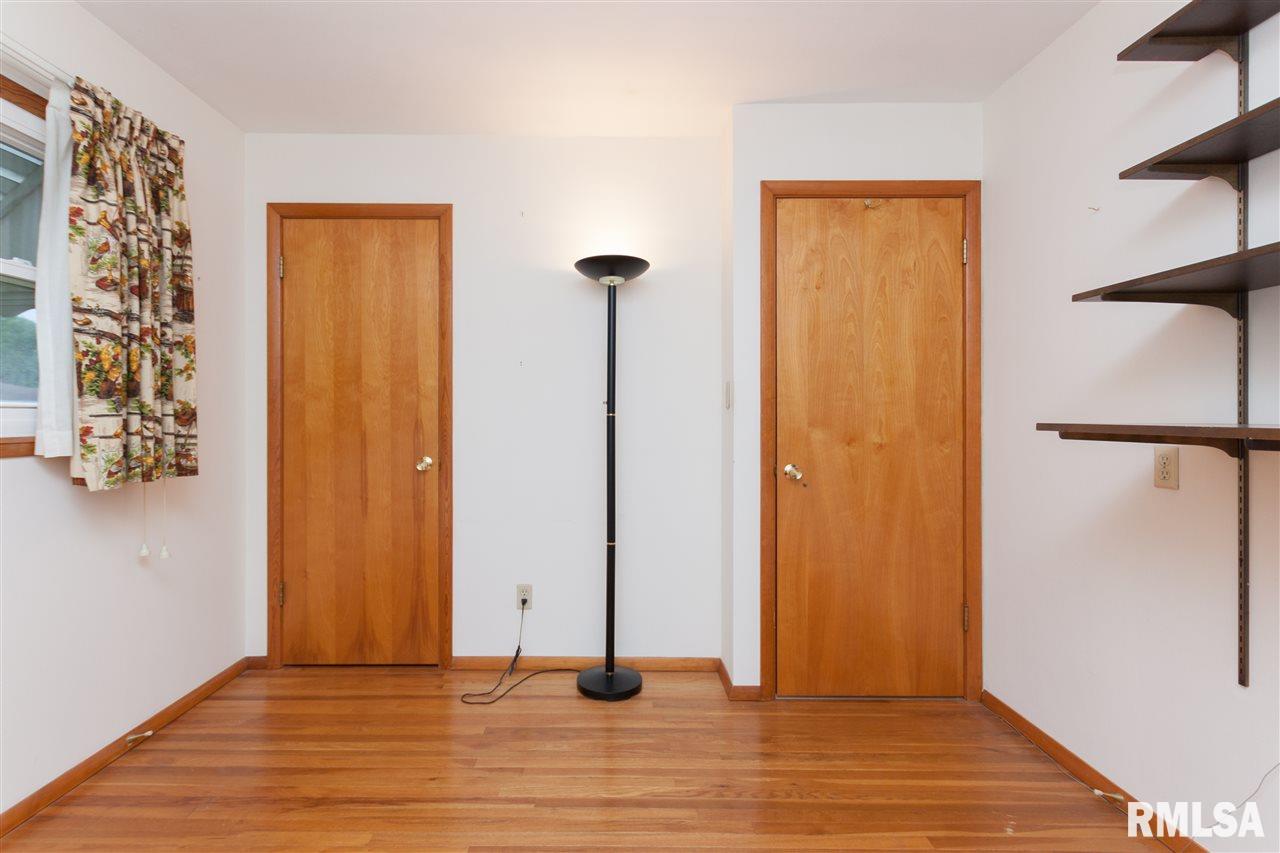 5714 North Hamilton Road Peoria, IL 61614 - Photo 25 of 36 Gallery Image 25