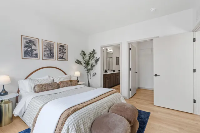 $2,495 | 21401 Dushane Parkway, Farmington, MN 55024