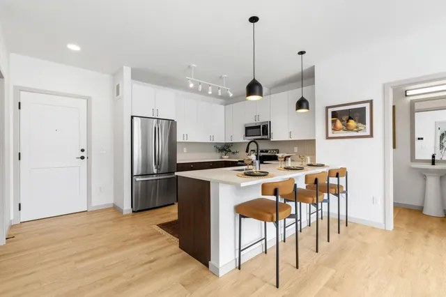 $2,495 | 21401 Dushane Parkway, Farmington, MN 55024