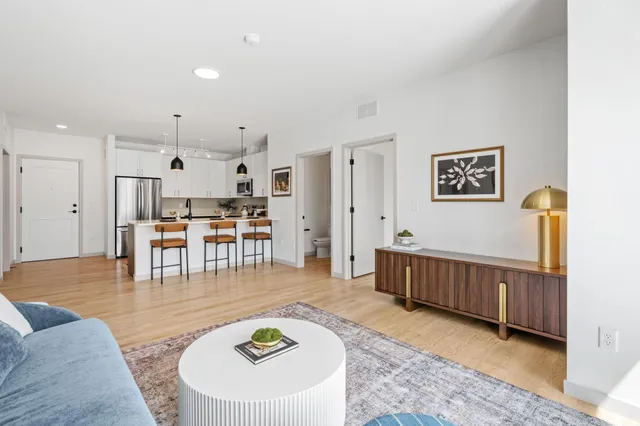 $2,495 | 21401 Dushane Parkway, Farmington, MN 55024