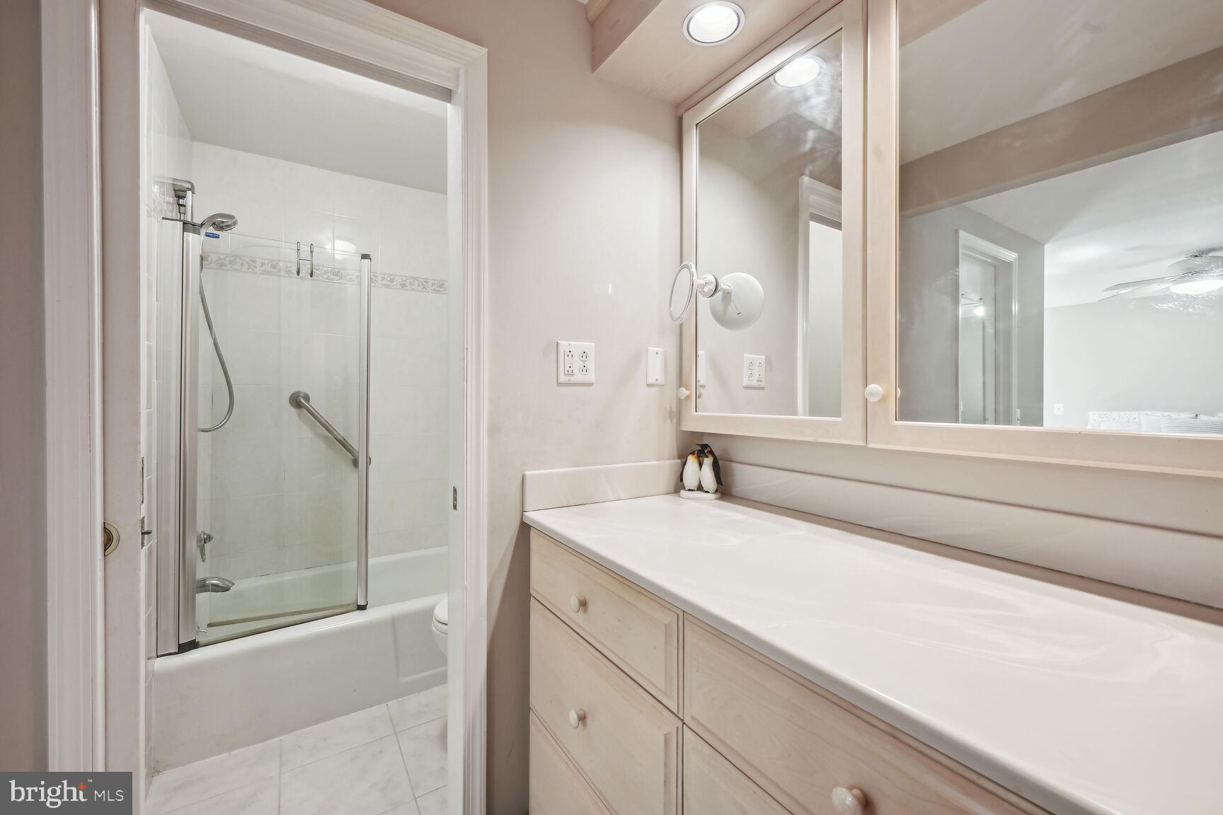 12904 North Commons Way Potomac, MD 20854 - Photo 29 of 32