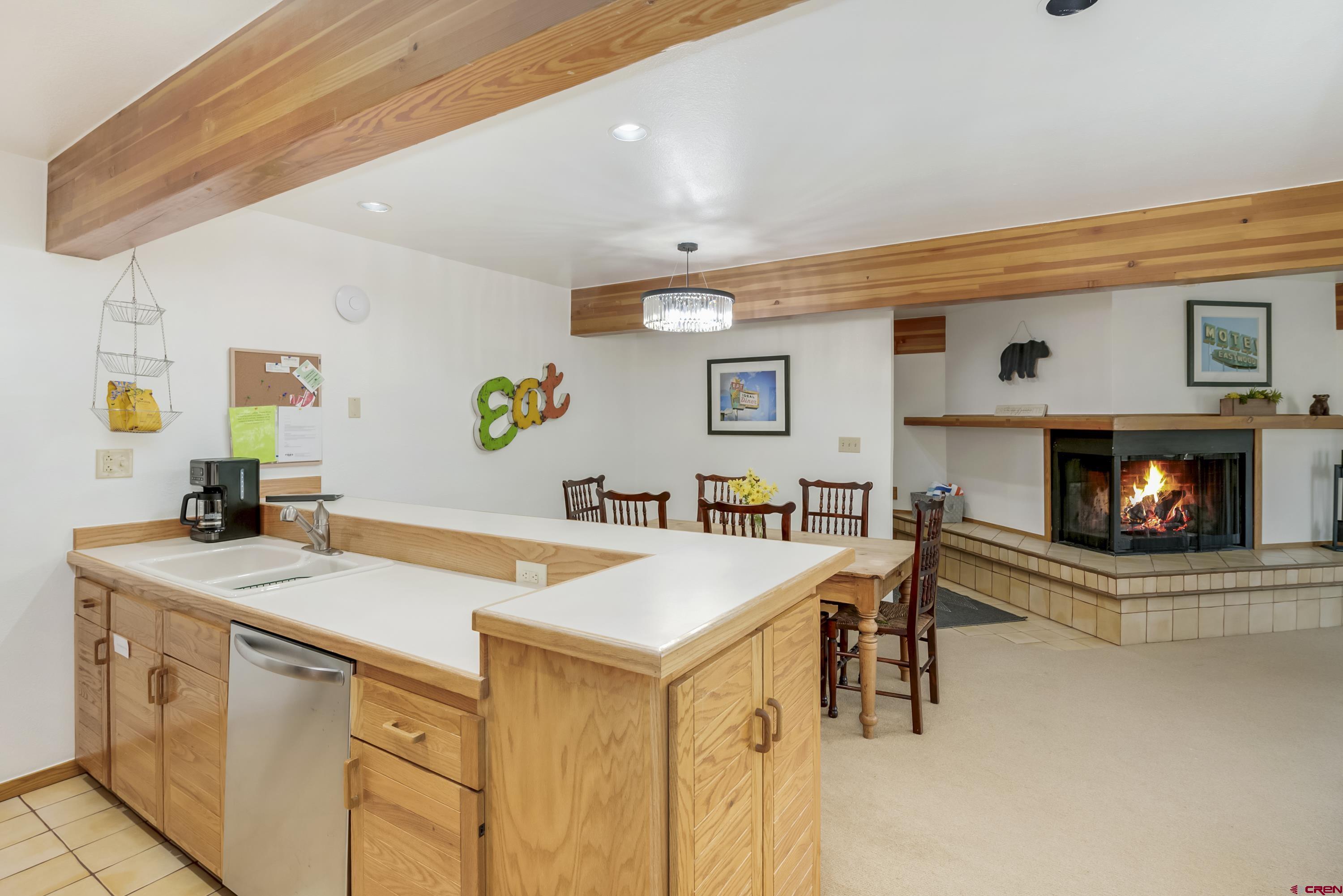 18 Snowmass Road, Unit 401 Crested Butte, CO 81225 - Photo 4 of 24 Gallery Image 4