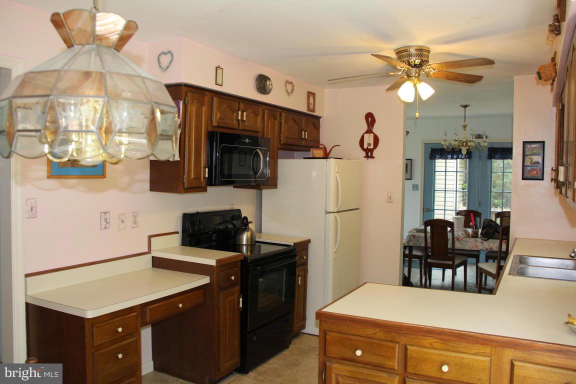 4118 Forrest Road Mount Joy, PA 17552 - Photo 11 of 23 Gallery Image 11