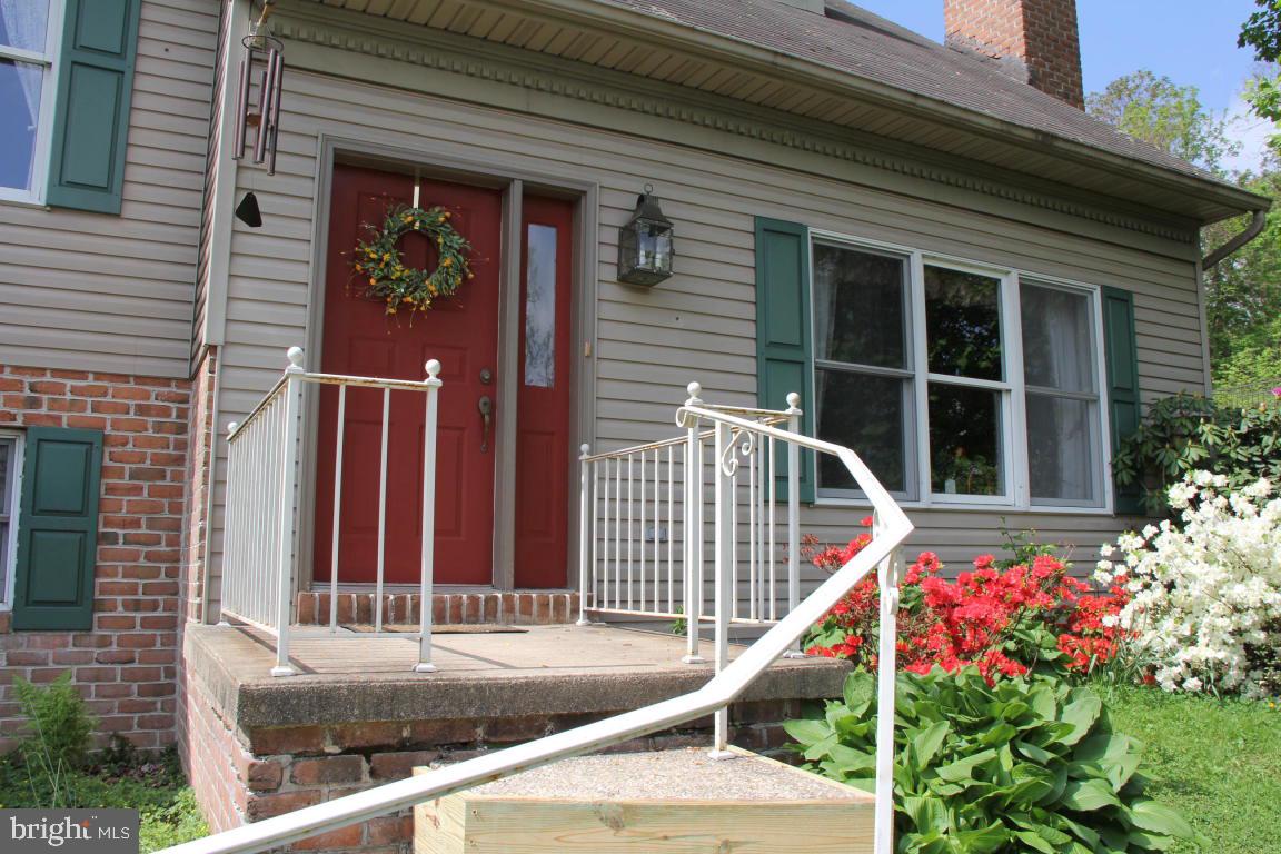 4118 Forrest Road Mount Joy, PA 17552 - Photo 3 of 23 Gallery Image 3