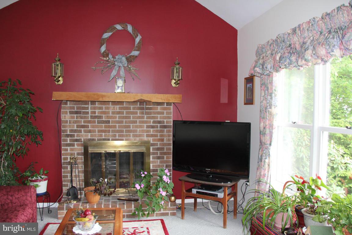 4118 Forrest Road Mount Joy, PA 17552 - Photo 6 of 23 Gallery Image 6