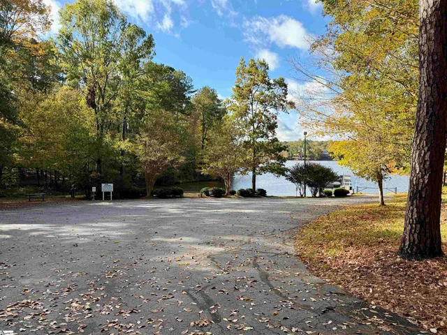 $15,000 | 102 Flamingo Point, Cross Hill, SC 29332
