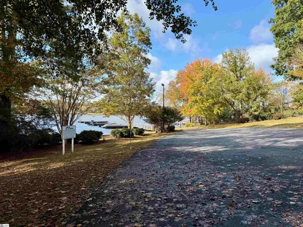 $15,000 | 102 Flamingo Point, Cross Hill, SC 29332