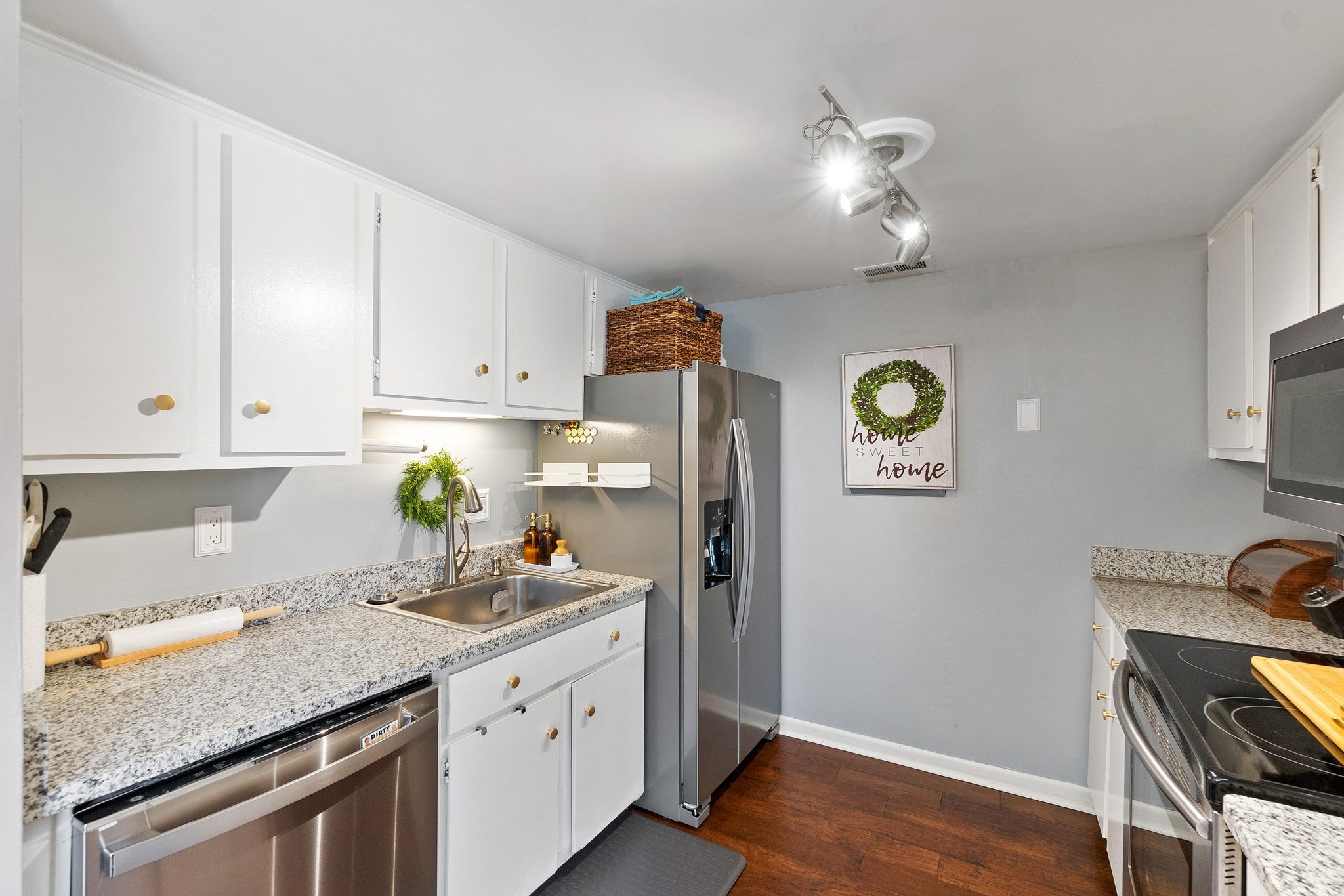 1407 Granville Road Franklin, TN 37064 - Photo 16 of 39 Gallery Image 16