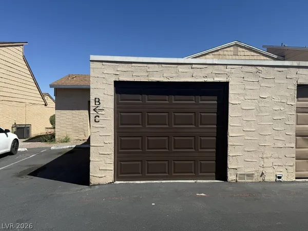 $1,025 | 5228 Greene Lane, Unit B, Las Vegas, NV 89119