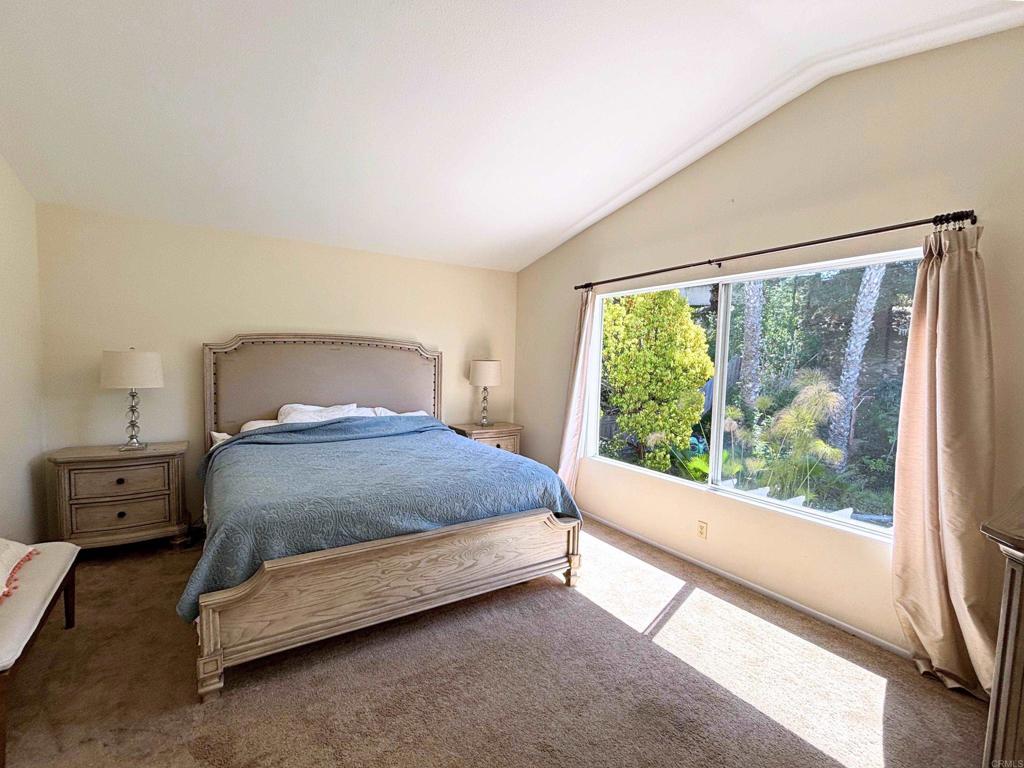 4993 Calle Sobrado Oceanside, CA 92056 - Photo 6 of 10