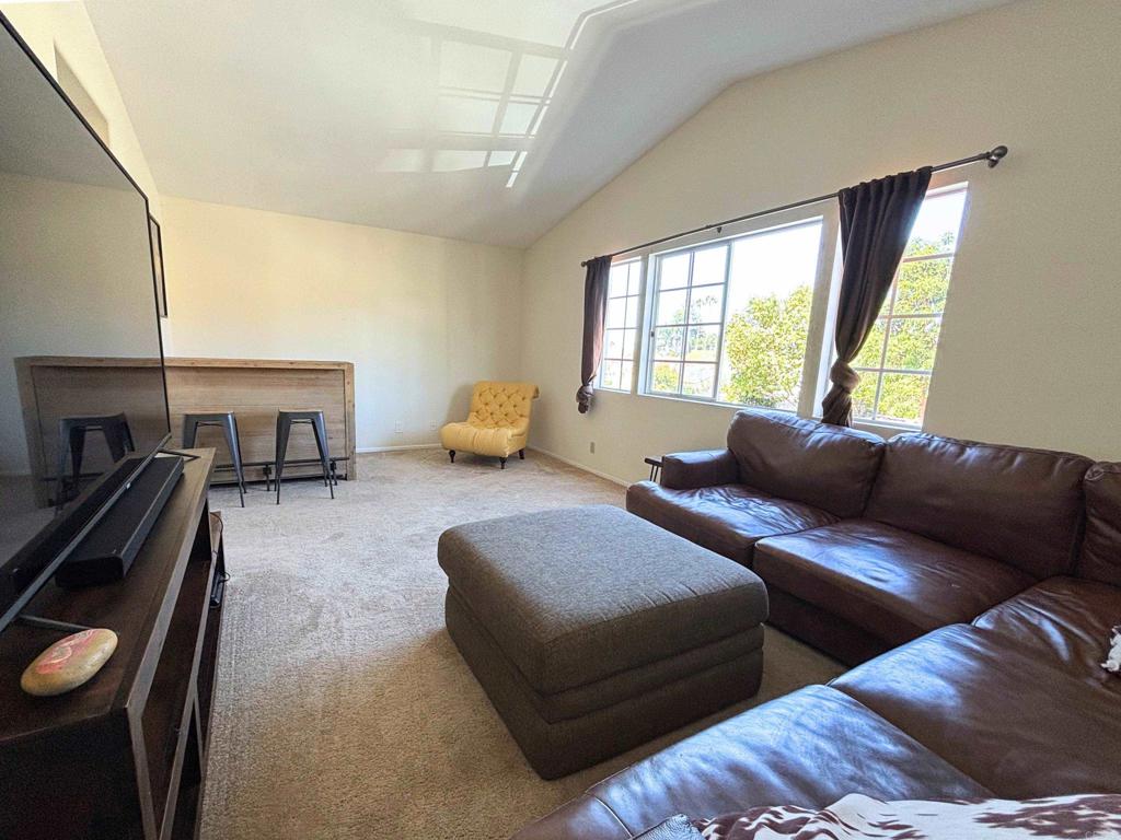 4993 Calle Sobrado Oceanside, CA 92056 - Photo 9 of 10