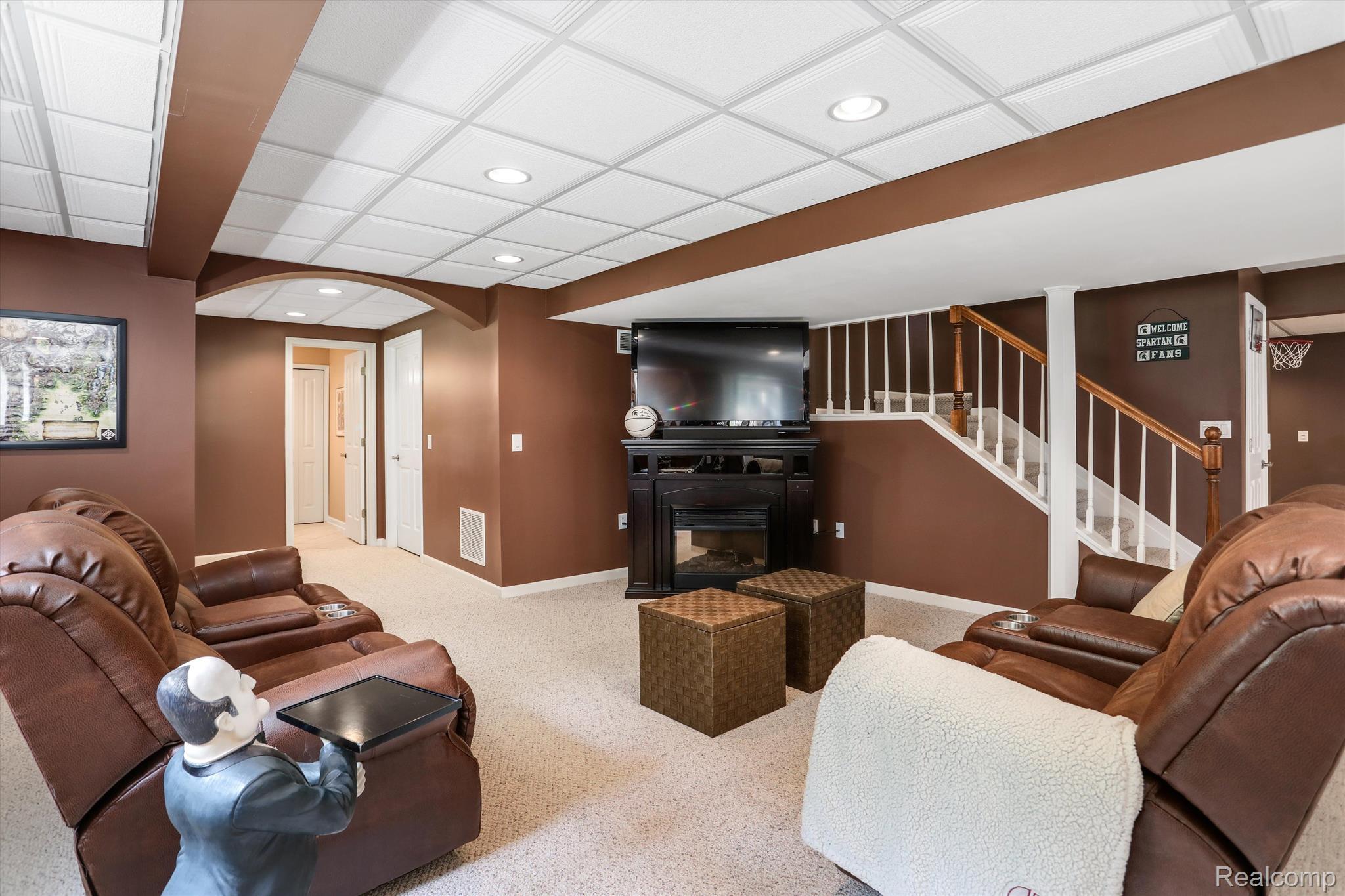 4079 Wincrest Lane Rochester, MI 48306 - Photo 37 of 43 Gallery Image 37