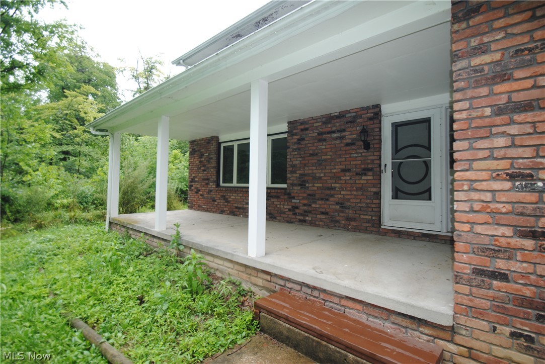 19693 Howe Road Strongsville, OH 44136 - Photo 9 of 25