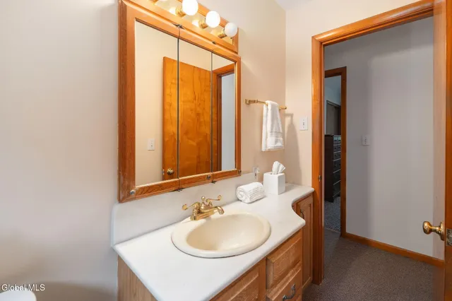 $349,900 | 9 Apple Blossom Lane, Voorheesville, NY 12186