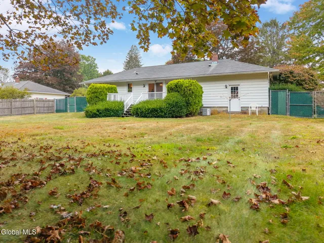 $349,900 | 9 Apple Blossom Lane, Voorheesville, NY 12186