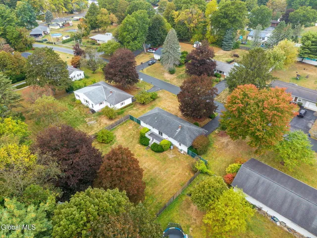 $349,900 | 9 Apple Blossom Lane, Voorheesville, NY 12186