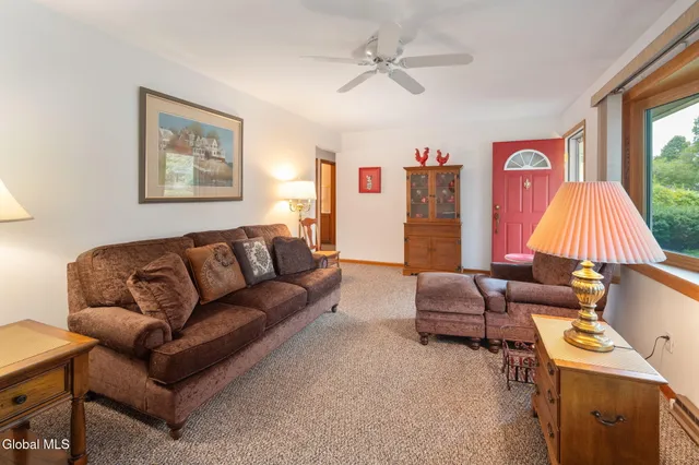 $349,900 | 9 Apple Blossom Lane, Voorheesville, NY 12186