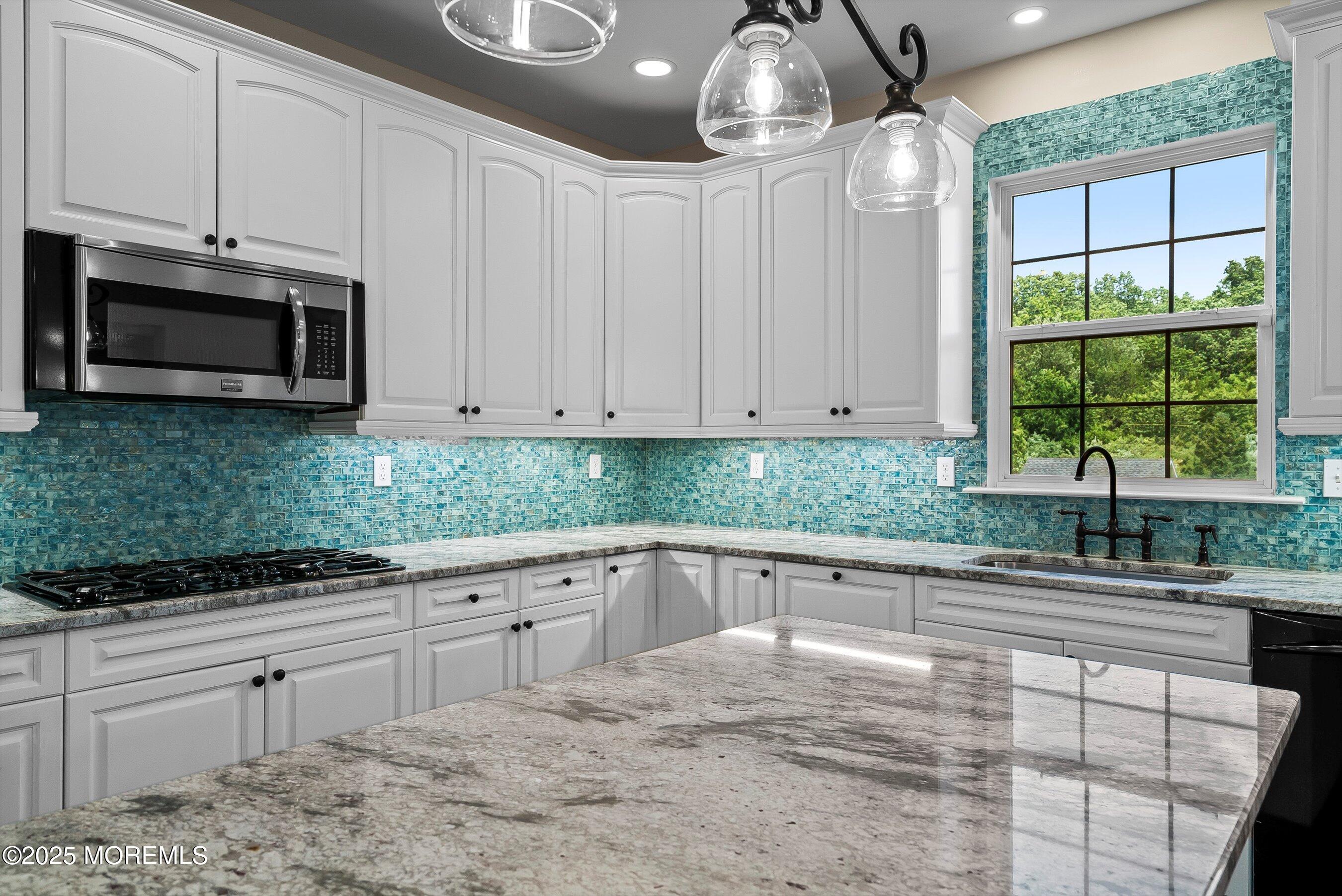 10 Rolling Meadows Court Cream Ridge, NJ 08514 - Photo 18 of 65 044-Kitchen 1D