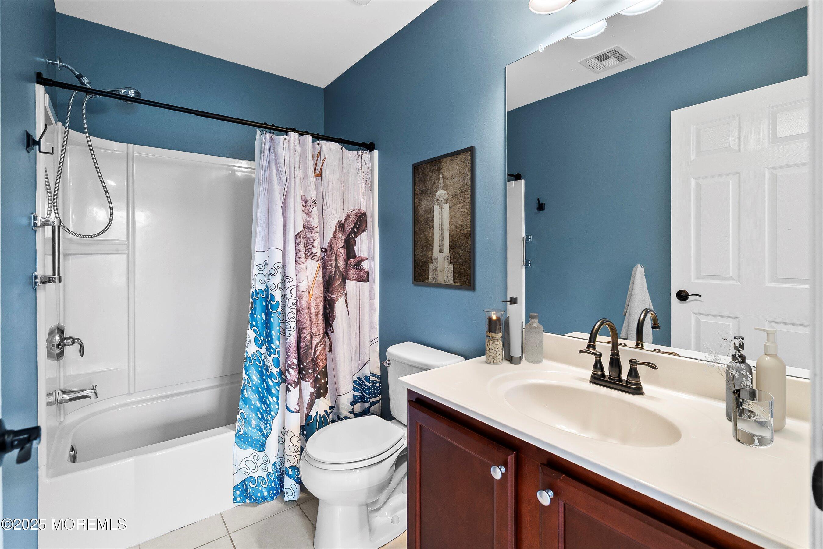 10 Rolling Meadows Court Cream Ridge, NJ 08514 - Photo 45 of 65 088-Bed 3 ensuite Bath 3 STAGED
