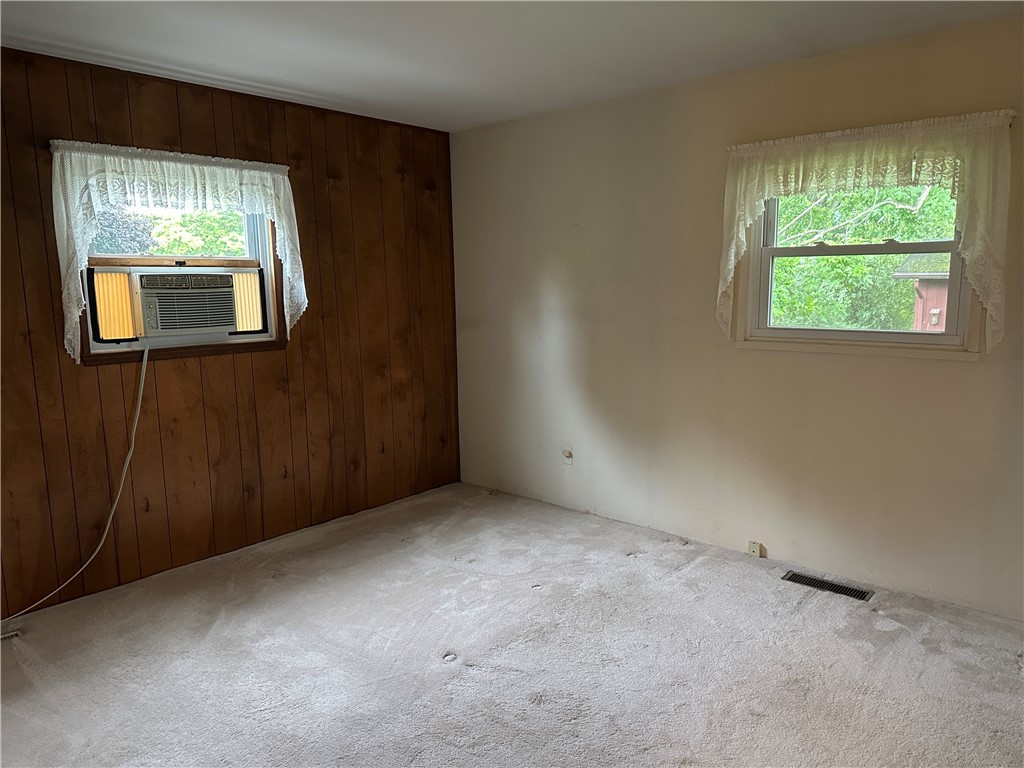 69 Faircrest Road Henrietta, NY 14623 - Photo 10 of 20