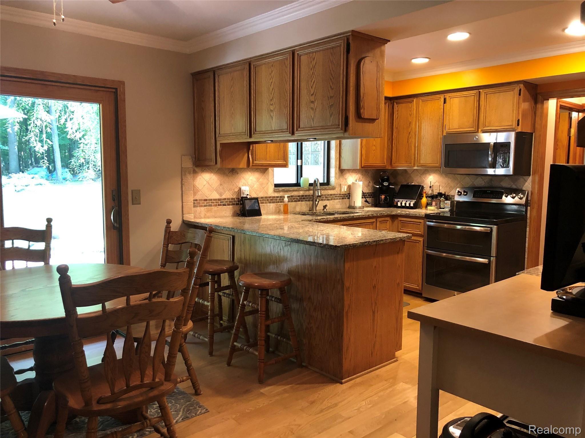 1750 Brewer Road Leonard, MI 48367 - Photo 14 of 67 Brewer kitchen 7.jpg