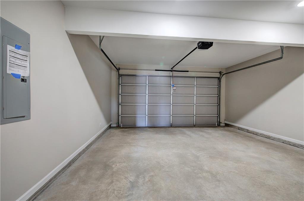 266 Eva Way Cartersville, GA 30121 - Photo 16 of 20 an empty room with a empty space