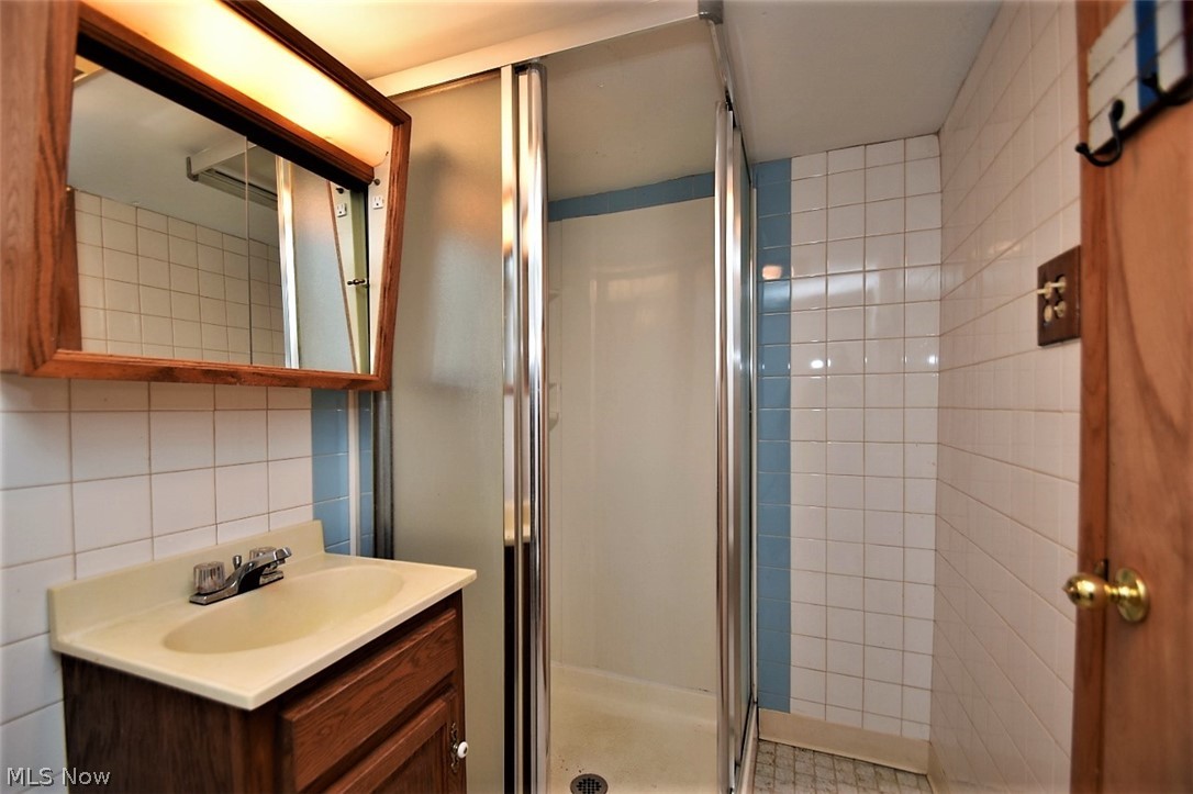 2991 Edgehill Road Cleveland, OH 44118 - Photo 20 of 26 Gallery Image 20