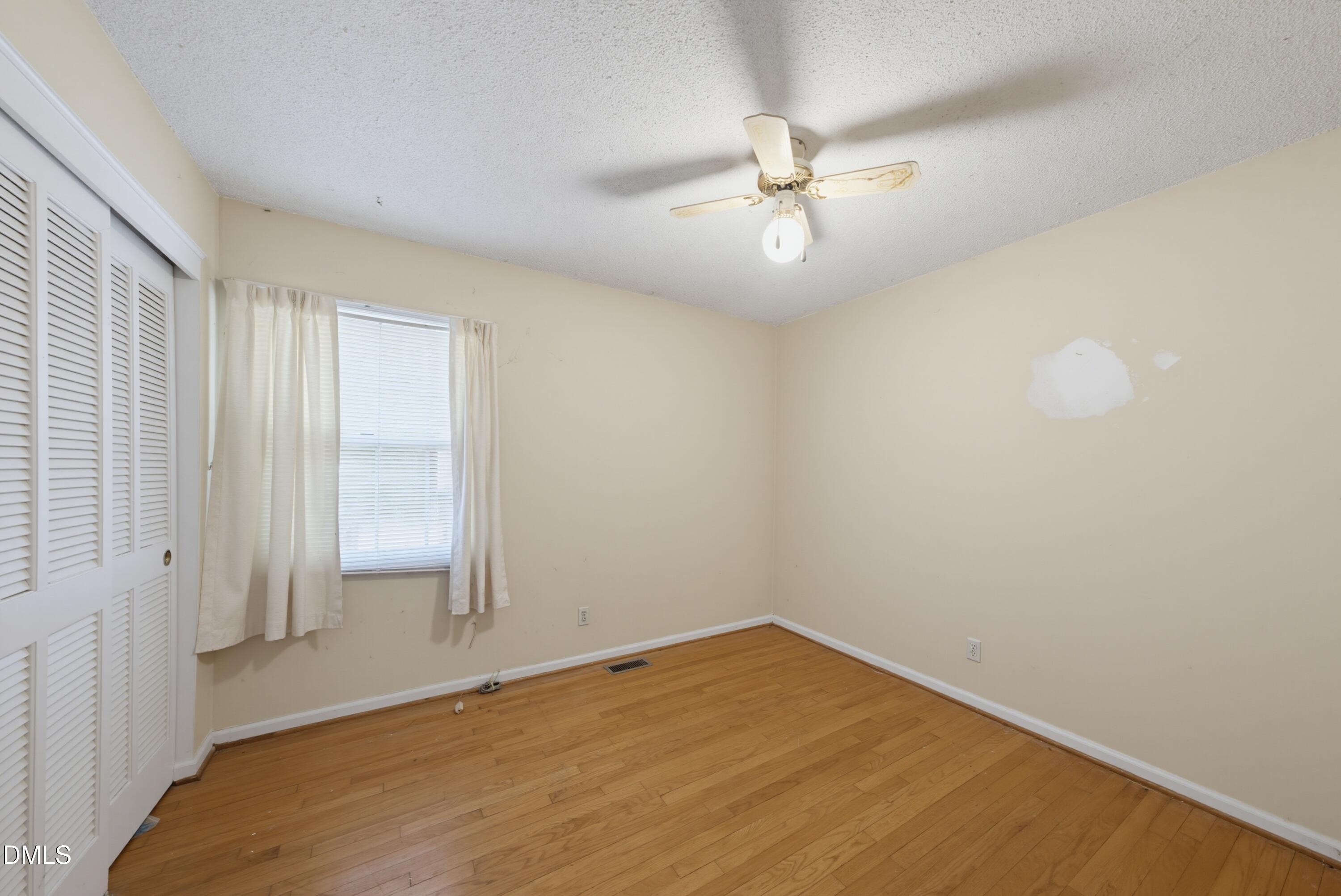 5209 Cabin Place Raleigh, NC 27609 - Photo 16 of 31 DSC03413