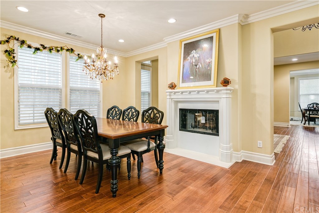 825 Cambridge Court Pasadena, CA 91107 - Photo 11 of 38