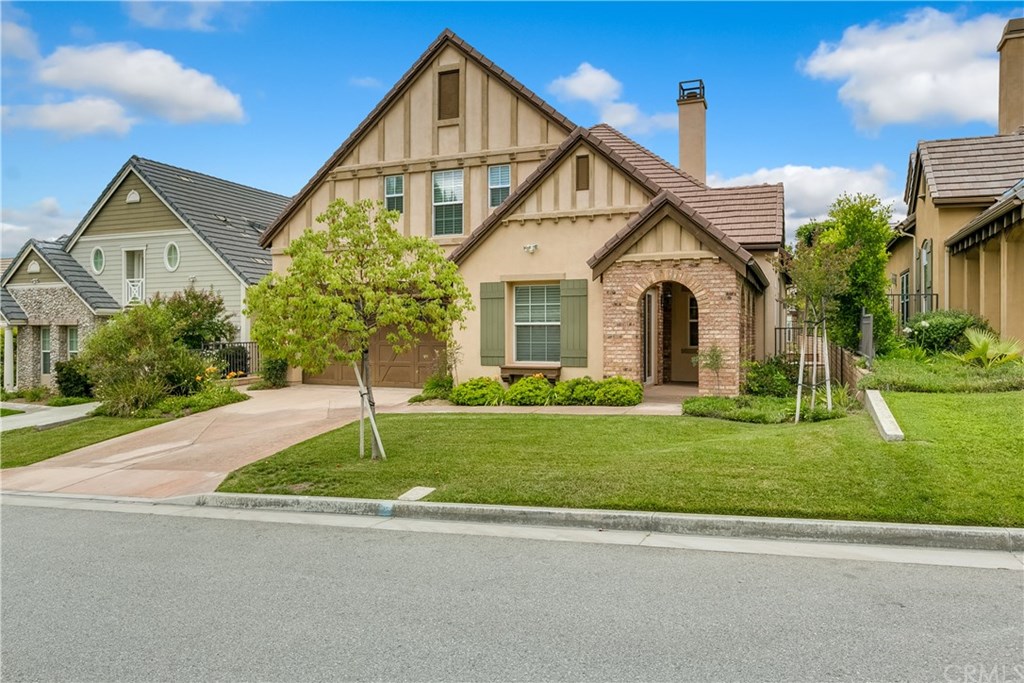 825 Cambridge Court Pasadena, CA 91107 - Photo 3 of 38