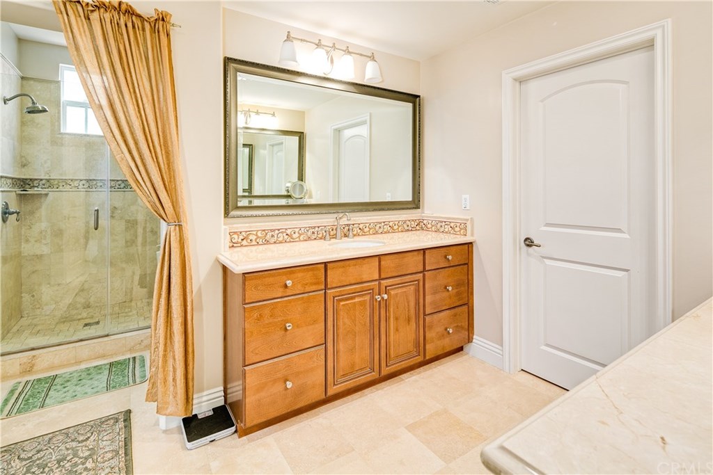 825 Cambridge Court Pasadena, CA 91107 - Photo 25 of 38