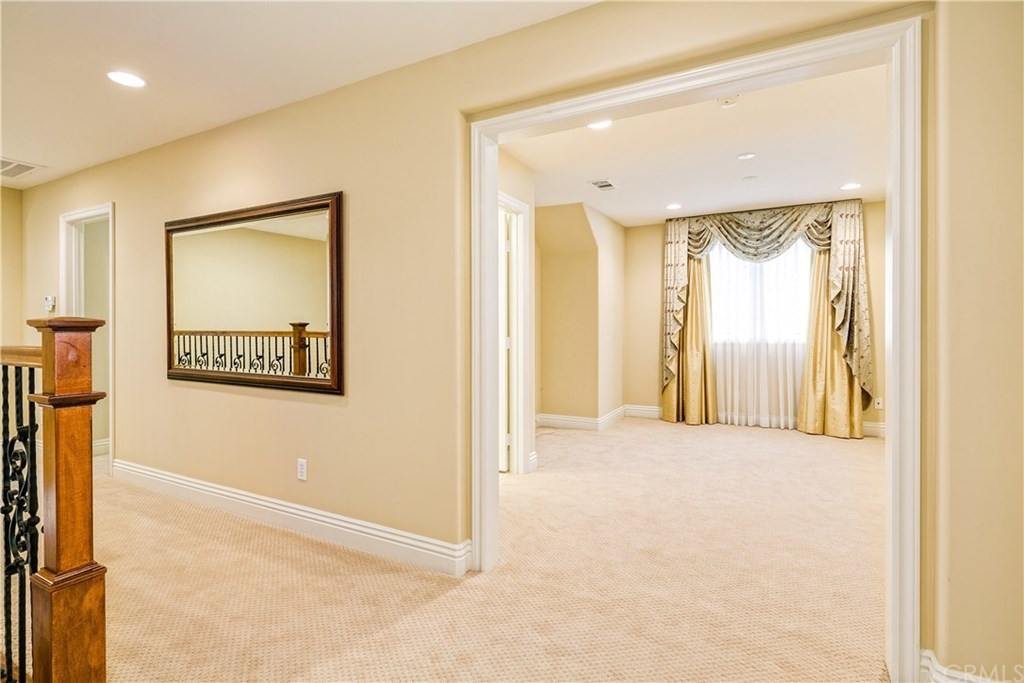 825 Cambridge Court Pasadena, CA 91107 - Photo 28 of 38