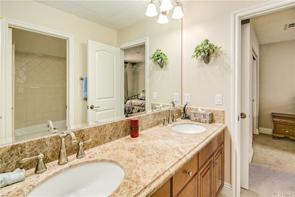 825 Cambridge Court Pasadena, CA 91107 - Photo 30 of 38