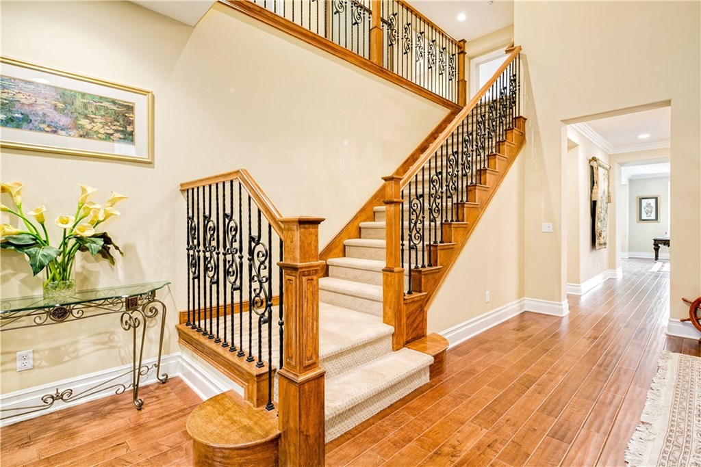 825 Cambridge Court Pasadena, CA 91107 - Photo 7 of 38