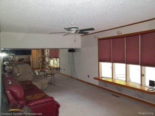 6223 Smith Road Linden, MI 48451 - Photo 3 of 39 101_2093.JPG