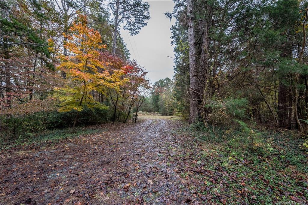 2100 Davis Road Davidson, NC 28036 - Photo 1 of 18 Gallery Image 1