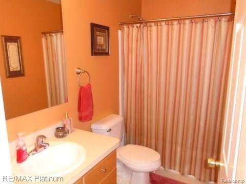 1528 Ashton Ridge Court Howell, MI 48843 - Photo 21 of 32